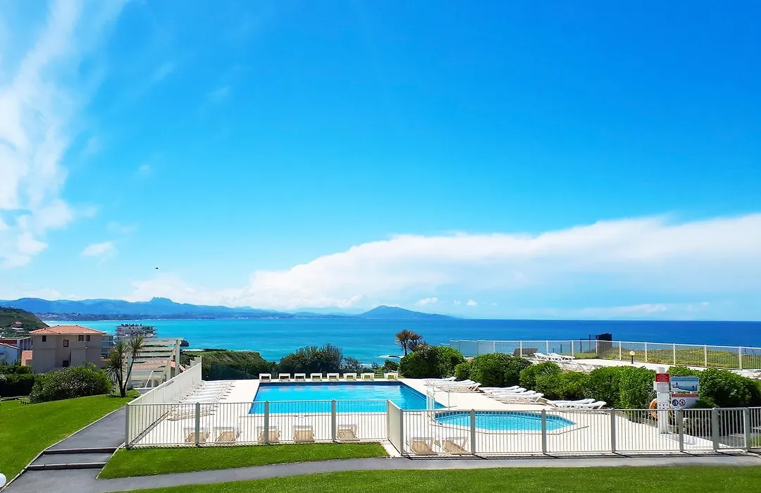 Residence Mer & Golf Eugenie-1